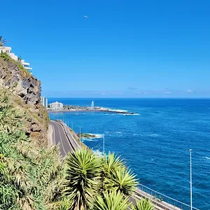 Ocean Cliffs Puerto de la Cruz (Tenerife)